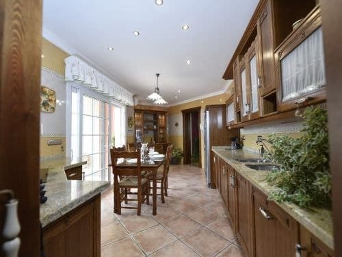 4 sypialnia Willa do wynajęcia w Alhaurín el Grande z basenem garażem - 3 000 € (Ref: 6234903)