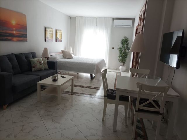 Studio til leie i Alhaurín el Grande - € 600 (Ref: 7005168)