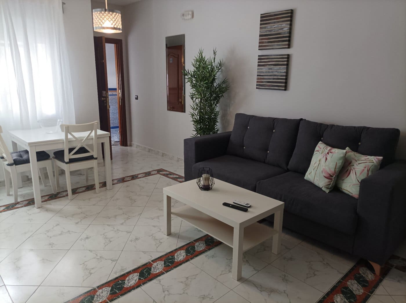 Studio for rent in Alhaurin el Grande - € 600 (Ref: 7005168)