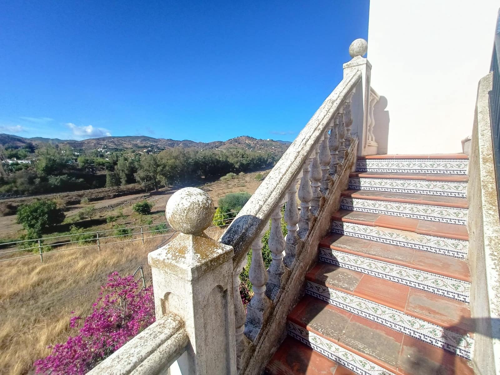 6 bedroom Finca/Country House for sale in Coin - € 1,500,000 (Ref: 7547047)