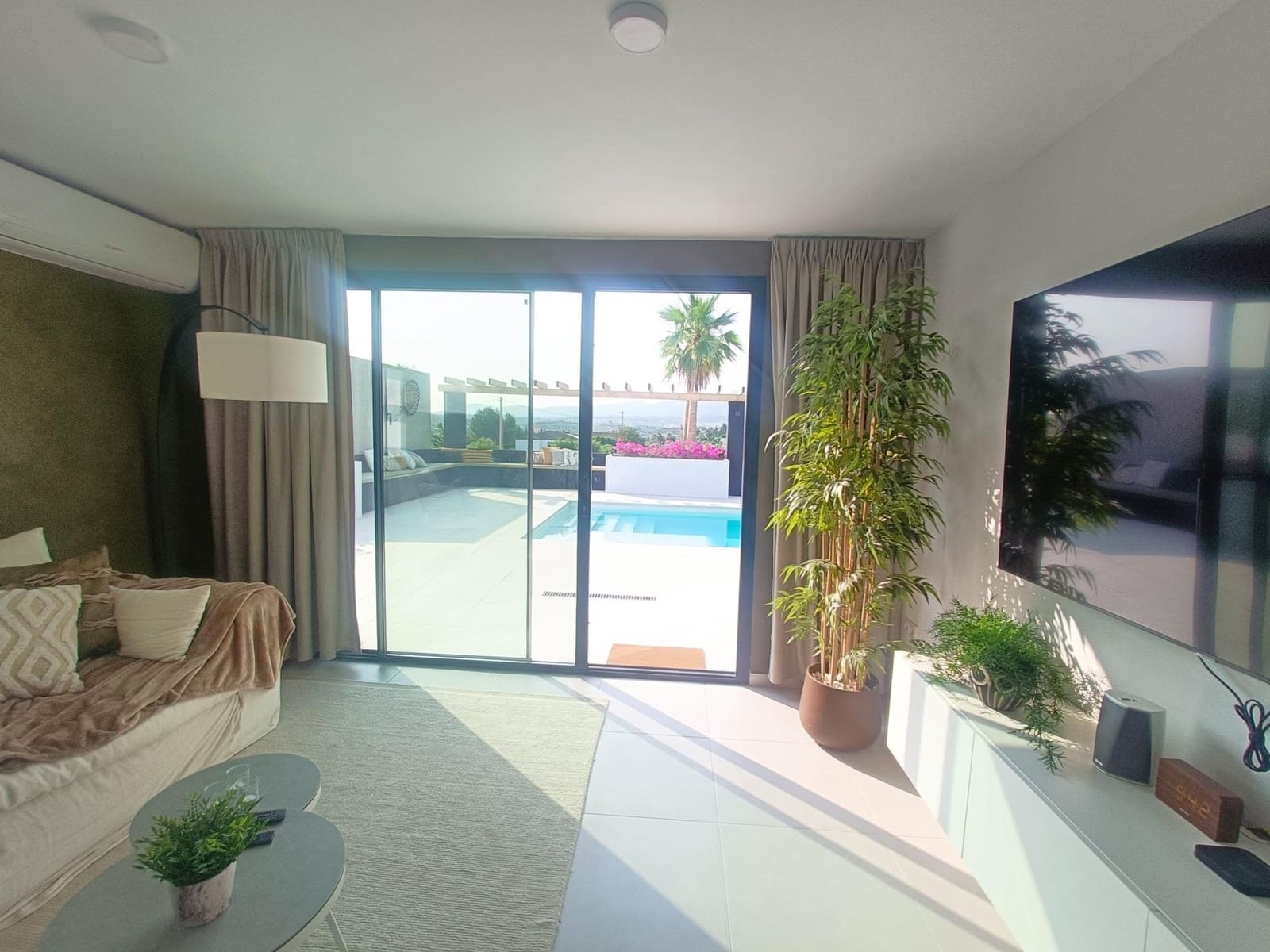 3 sypialnia Finka/Dom wiejski na sprzedaż w Alhaurin el Grande z basenem - 695 000 € (Ref: 7692911)