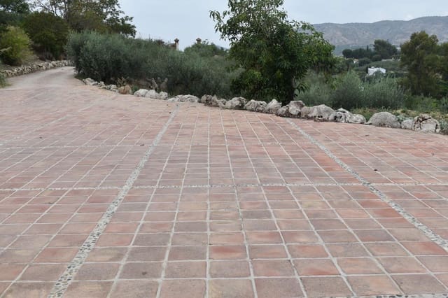 4 sypialnia Finka/Dom wiejski na sprzedaż w Alhaurín de la Torre z basenem - 895 000 € (Ref: 7696450)