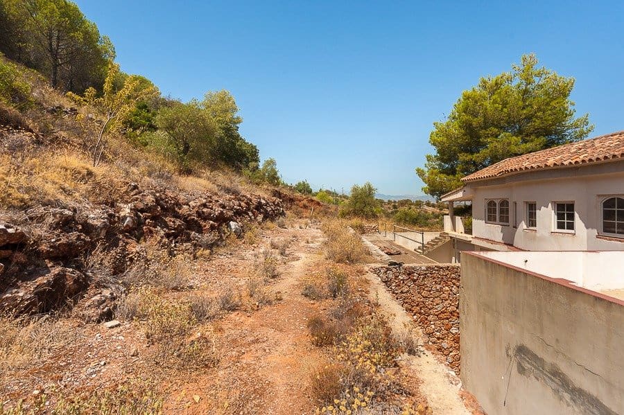 9 sypialnia Willa na sprzedaż w Alhaurin el Grande - 875 000 € (Ref: 8623667)