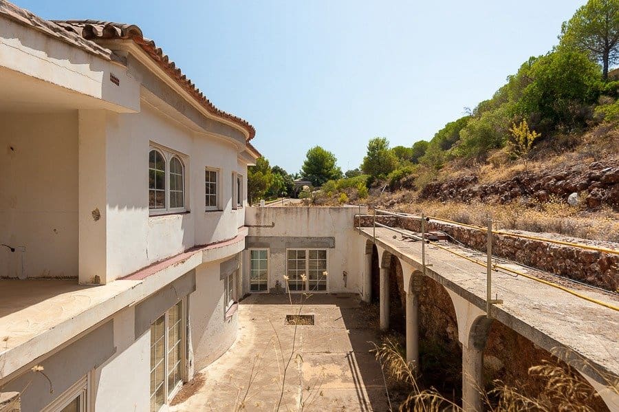 9 sypialnia Willa na sprzedaż w Alhaurin el Grande - 875 000 € (Ref: 8623667)