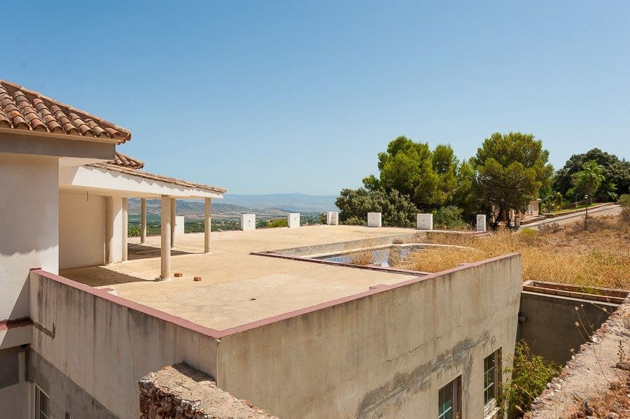 9 bedroom Villa for sale in Alhaurin el Grande - € 875,000 (Ref: 8623667)