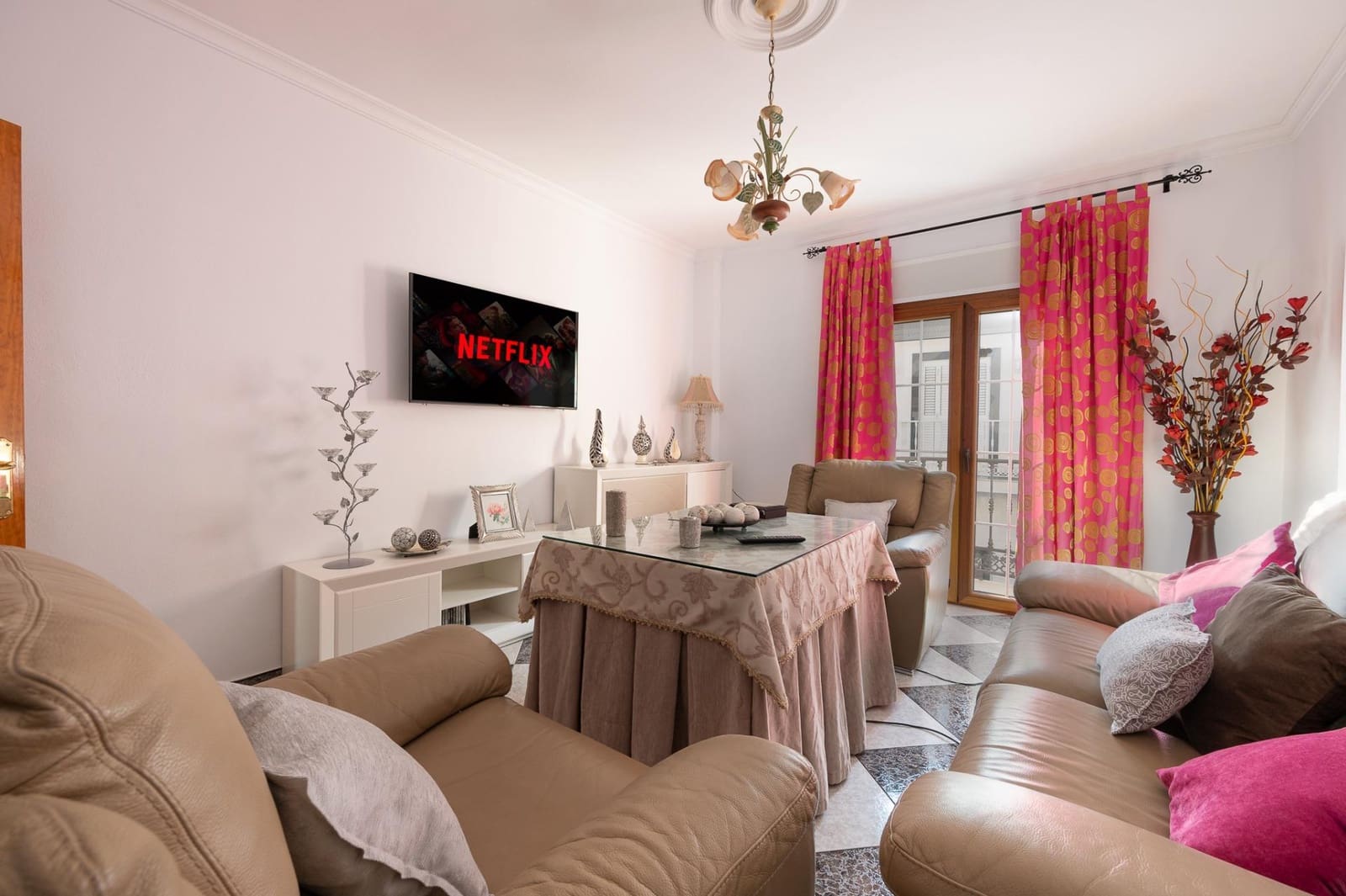 8 soverom Rekkehus til salgs i Alhaurin el Grande med garasje - € 449 950 (Ref: 8645225)