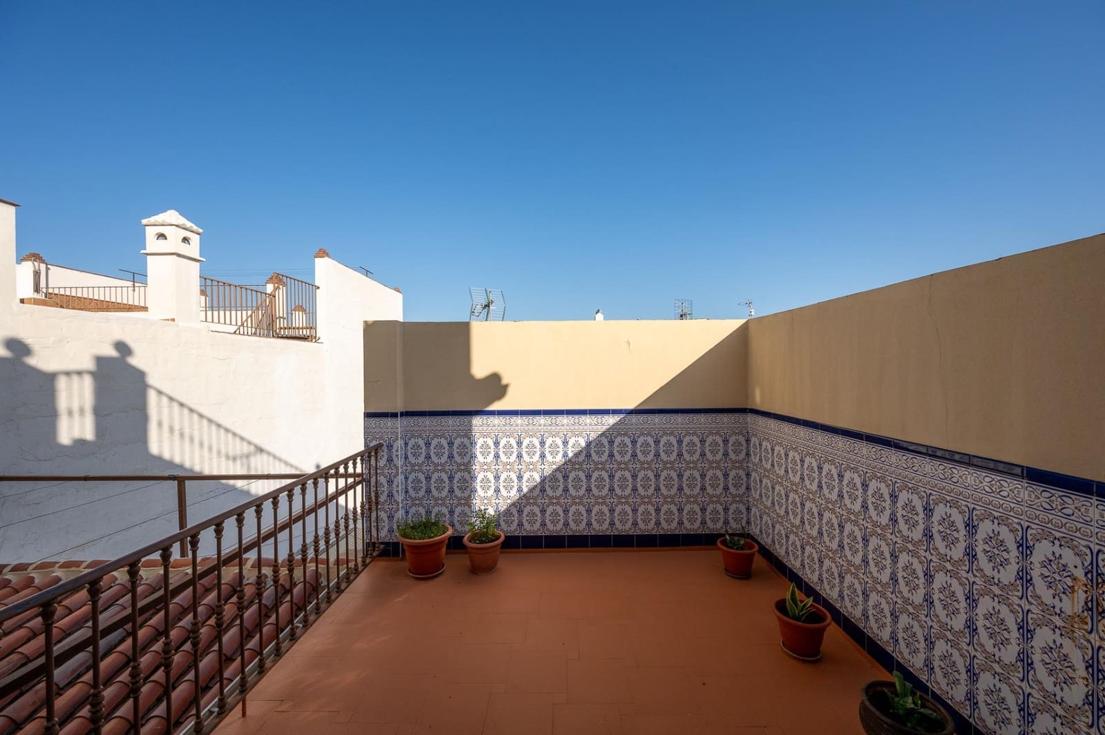 8 soverom Rekkehus til salgs i Alhaurin el Grande med garasje - € 449 950 (Ref: 8645225)