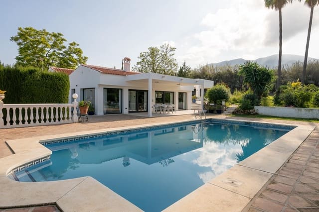 4 sypialnia Willa na sprzedaż w Alhaurín el Grande z basenem garażem - 795 000 € (Ref: 8646056)