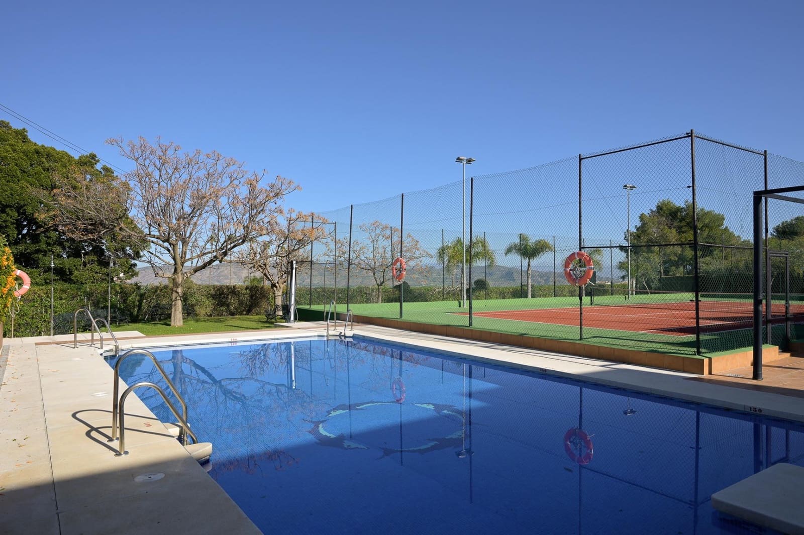 3 quarto Bungalow para venda em Alhaurin el Grande com piscina - 392 500 € (Ref: 8786810)