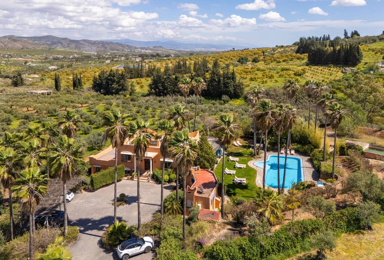 9 quarto Quinta/Casa Rural para venda em Alhaurin el Grande com piscina - 1 150 000 € (Ref: 8843409)