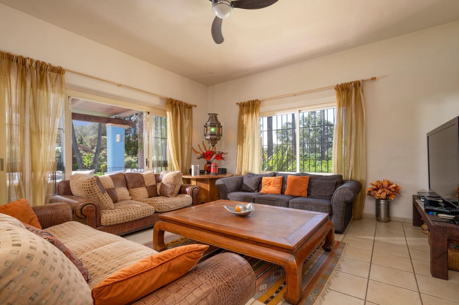 9 quarto Quinta/Casa Rural para venda em Alhaurin el Grande com piscina - 1 150 000 € (Ref: 8843409)