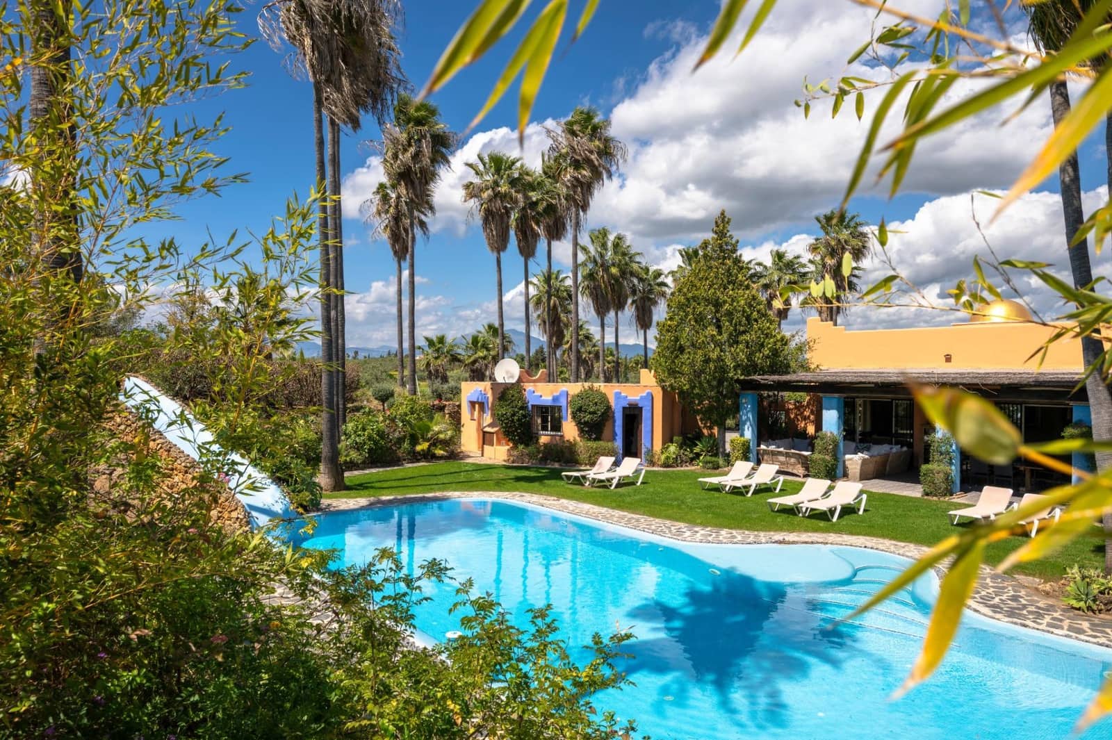 9 quarto Quinta/Casa Rural para venda em Alhaurin el Grande com piscina - 1 150 000 € (Ref: 8843409)