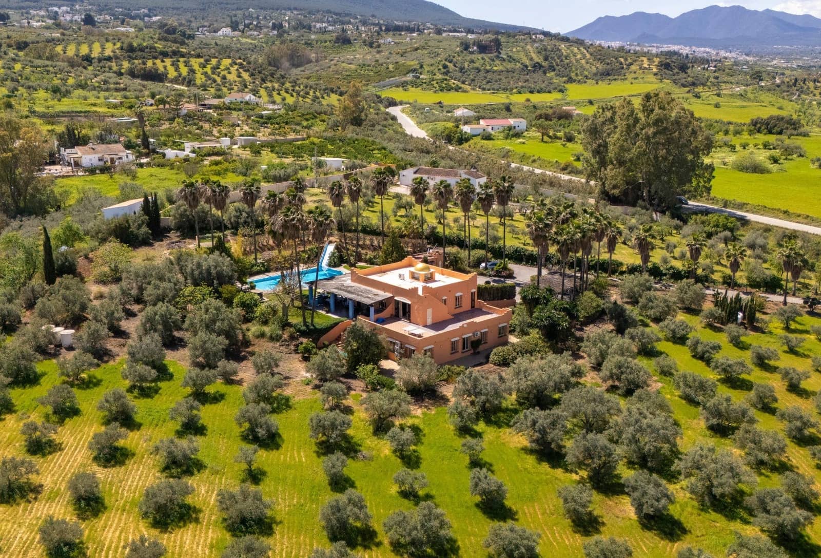 9 quarto Quinta/Casa Rural para venda em Alhaurin el Grande com piscina - 1 150 000 € (Ref: 8843409)