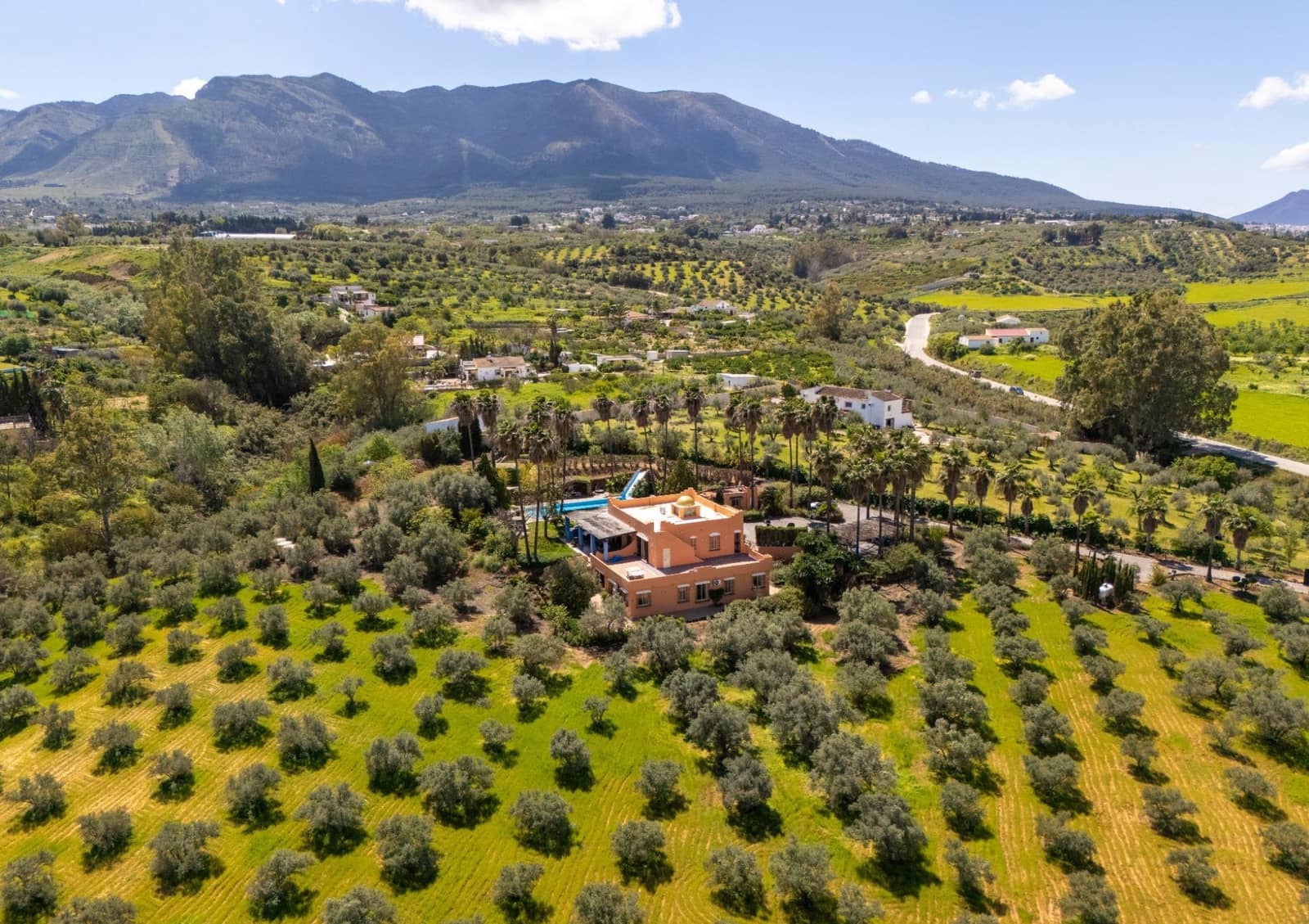 9 quarto Quinta/Casa Rural para venda em Alhaurin el Grande com piscina - 1 150 000 € (Ref: 8843409)