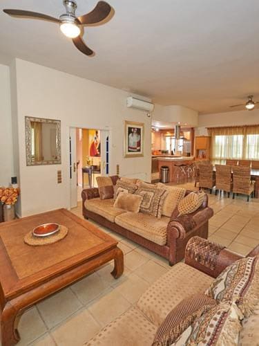 9 quarto Quinta/Casa Rural para venda em Alhaurin el Grande com piscina - 1 150 000 € (Ref: 8843409)