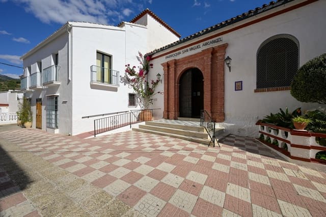 7 soverom Rekkehus til salgs i Tolox - € 299 500 (Ref: 8912947)