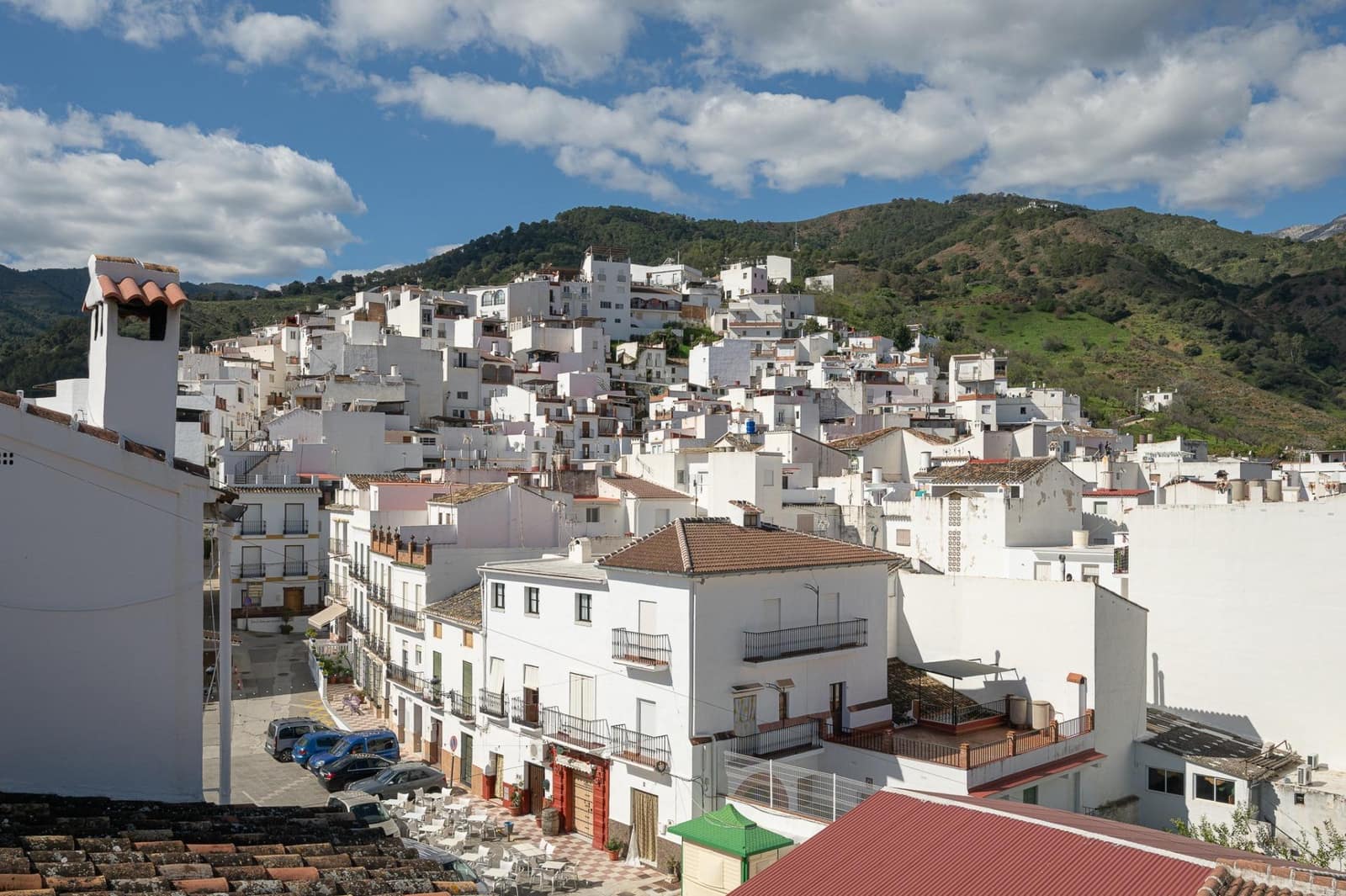 7 sypialnia Dom szeregowy na sprzedaż w Tolox - 299 500 € (Ref: 8912947)