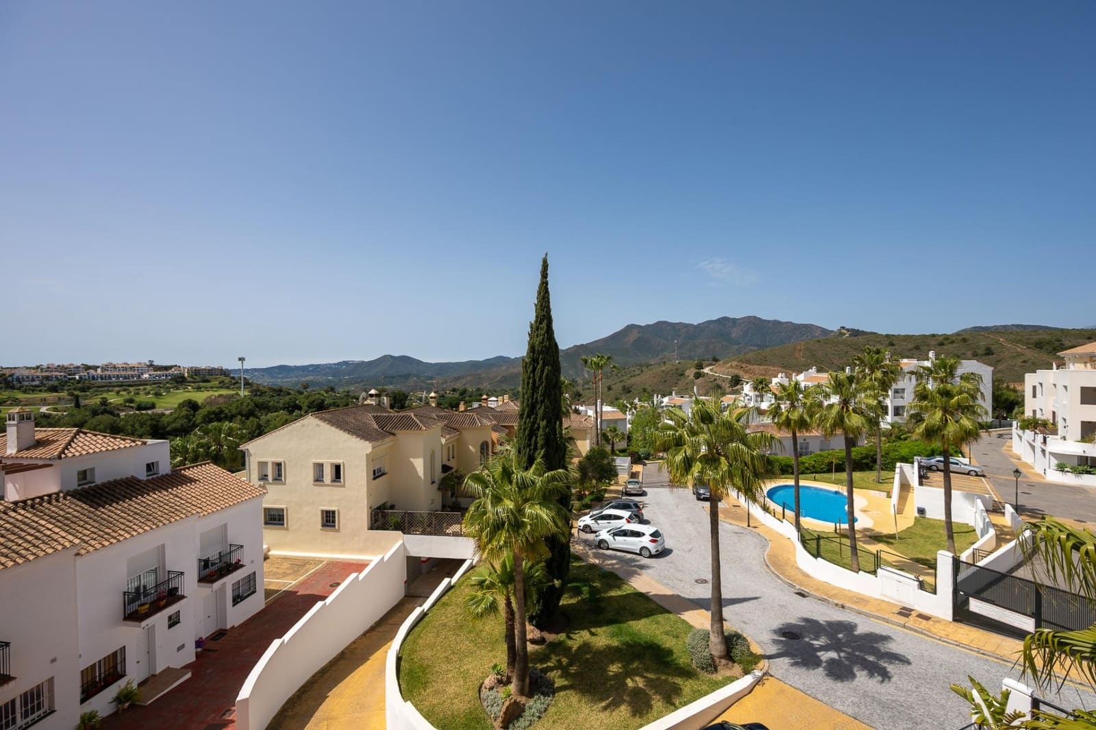 2 soveværelse Penthouse til salg i Alhaurin Golf med swimmingpool - € 359.000 (Ref: 8968266)