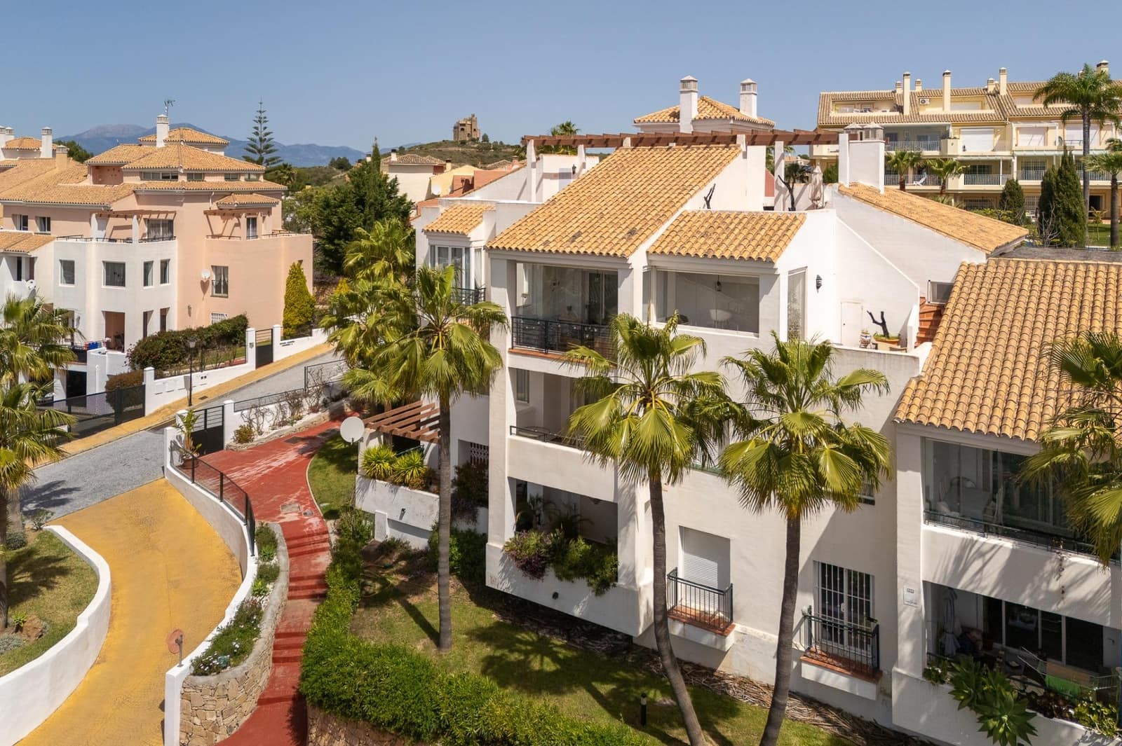 2 soveværelse Penthouse til salg i Alhaurin Golf med swimmingpool - € 359.000 (Ref: 8968266)