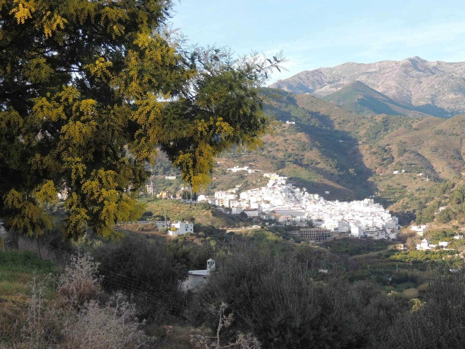 6 sypialnia Dom szeregowy na sprzedaż w Tolox - 275 000 € (Ref: 8992250)