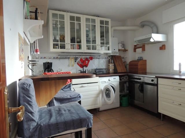 6 makuuhuone Rivitalo myytävänä paikassa Tolox - 275 000 € (Ref: 8992250)