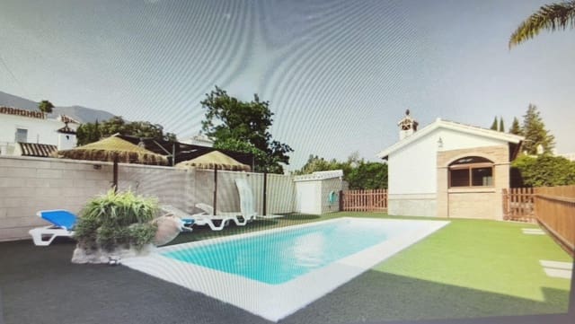 4 soveværelse Villa til salg i Alhaurín el Grande med swimmingpool - € 629.000 (Ref: 9015110)