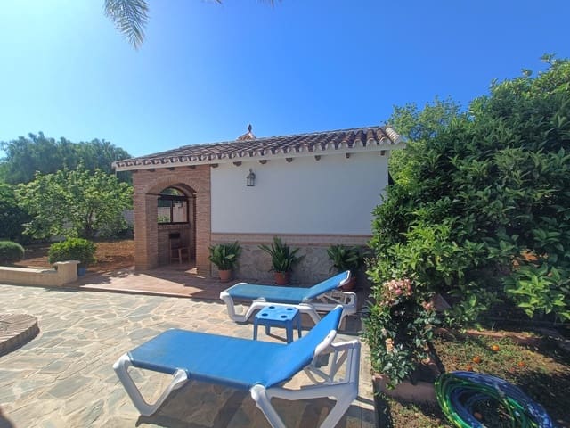 4 soveværelse Villa til salg i Alhaurín el Grande med swimmingpool - € 629.000 (Ref: 9015110)