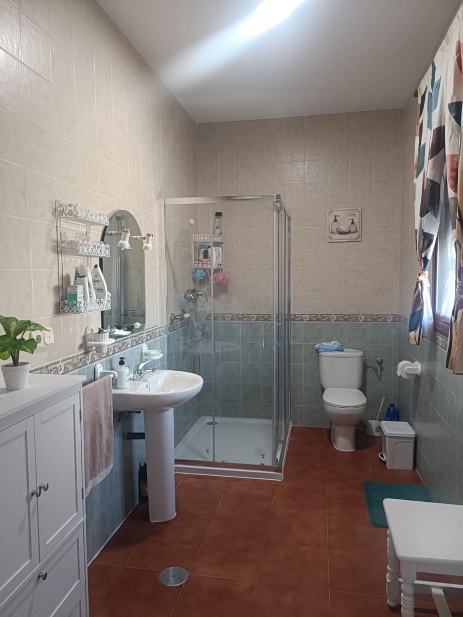 4 bedroom Villa for sale in Alhaurin el Grande with pool garage - € 629,000 (Ref: 9015110)