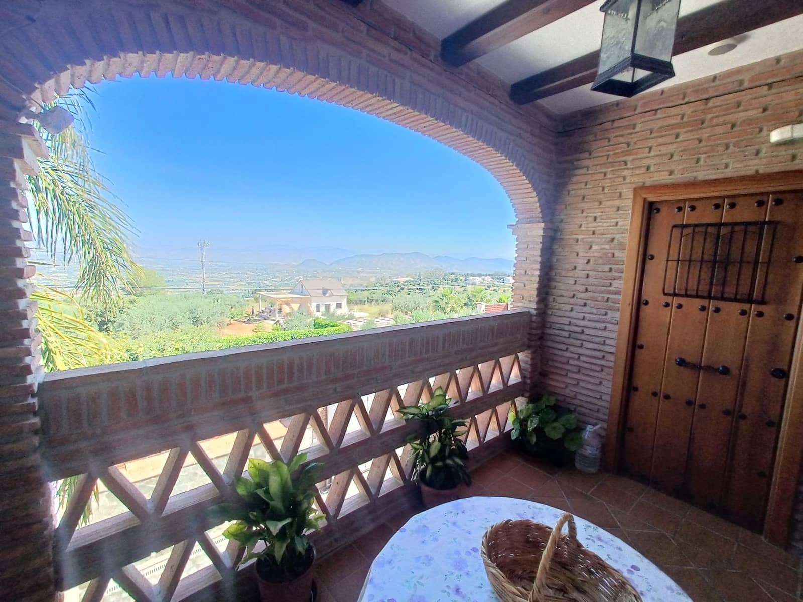 4 bedroom Villa for sale in Alhaurin el Grande with pool garage - € 629,000 (Ref: 9015110)