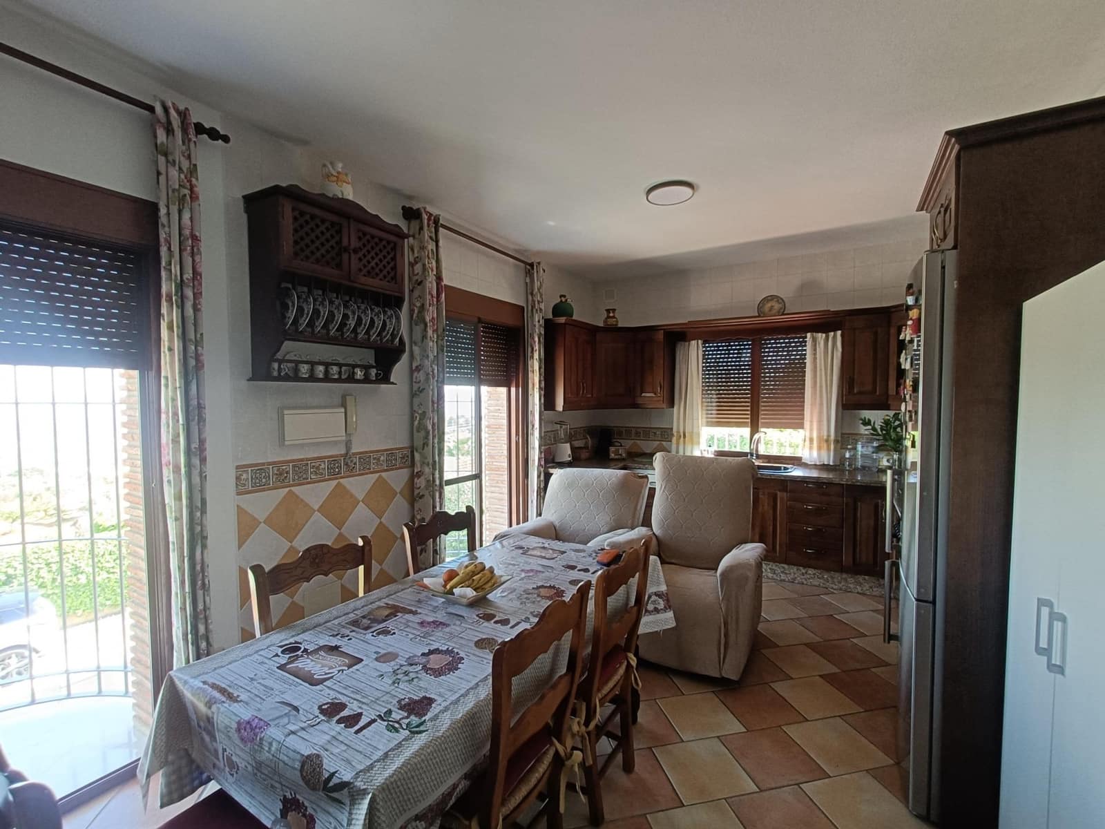 4 bedroom Villa for sale in Alhaurin el Grande with pool garage - € 629,000 (Ref: 9015110)