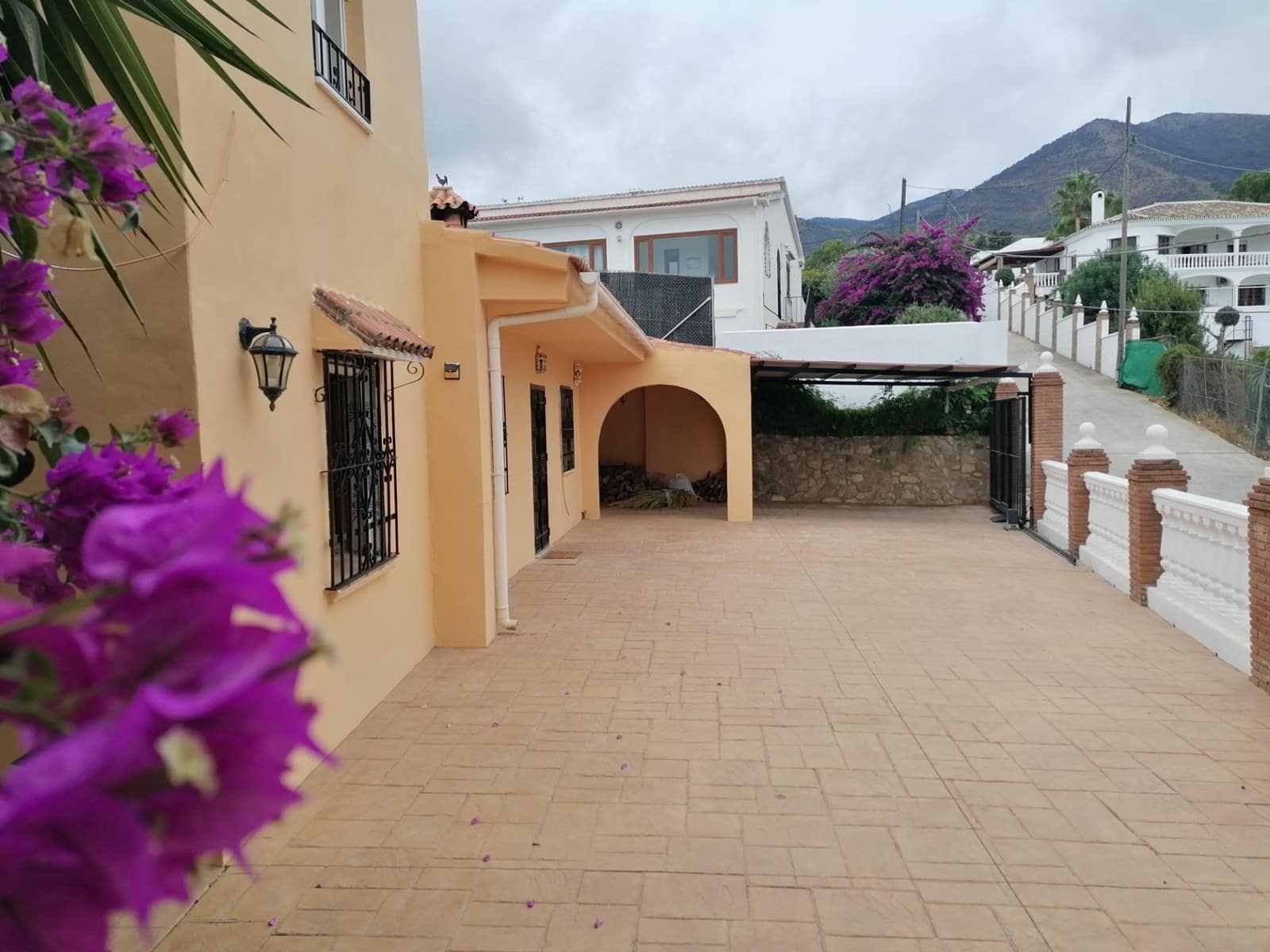 4 soveværelse Villa til salg i Alhaurin el Grande med swimmingpool - € 549.995 (Ref: 9152146)