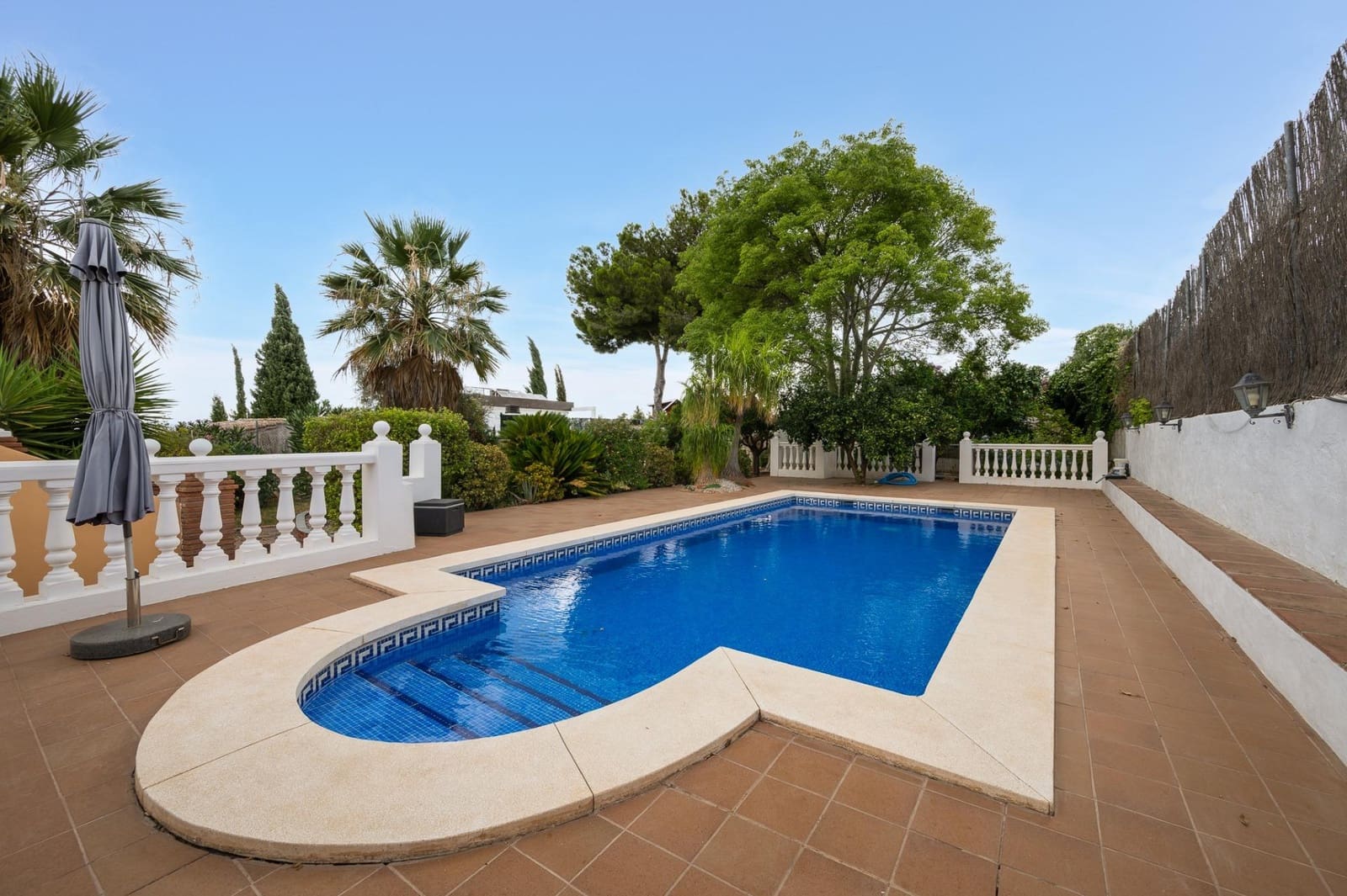 4 soveværelse Villa til salg i Alhaurin el Grande med swimmingpool - € 549.995 (Ref: 9152146)