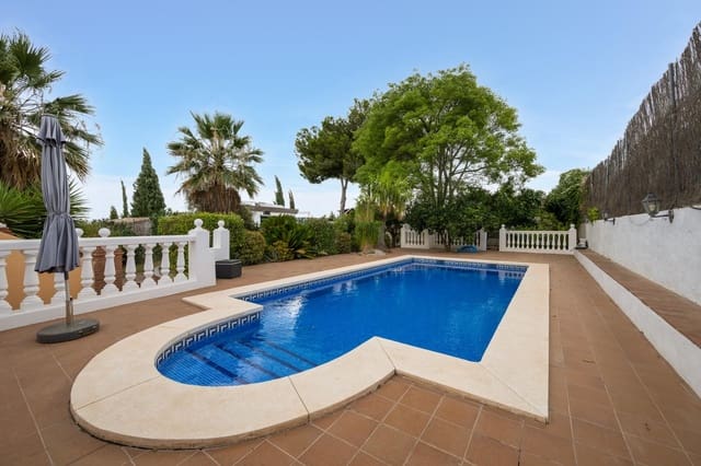4 slaapkamer Villa te koop in Alhaurín el Grande met zwembad garage - € 549.995 (Ref: 9152146)