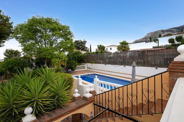 4 slaapkamer Villa te koop in Alhaurín el Grande met zwembad garage - € 549.995 (Ref: 9152146)