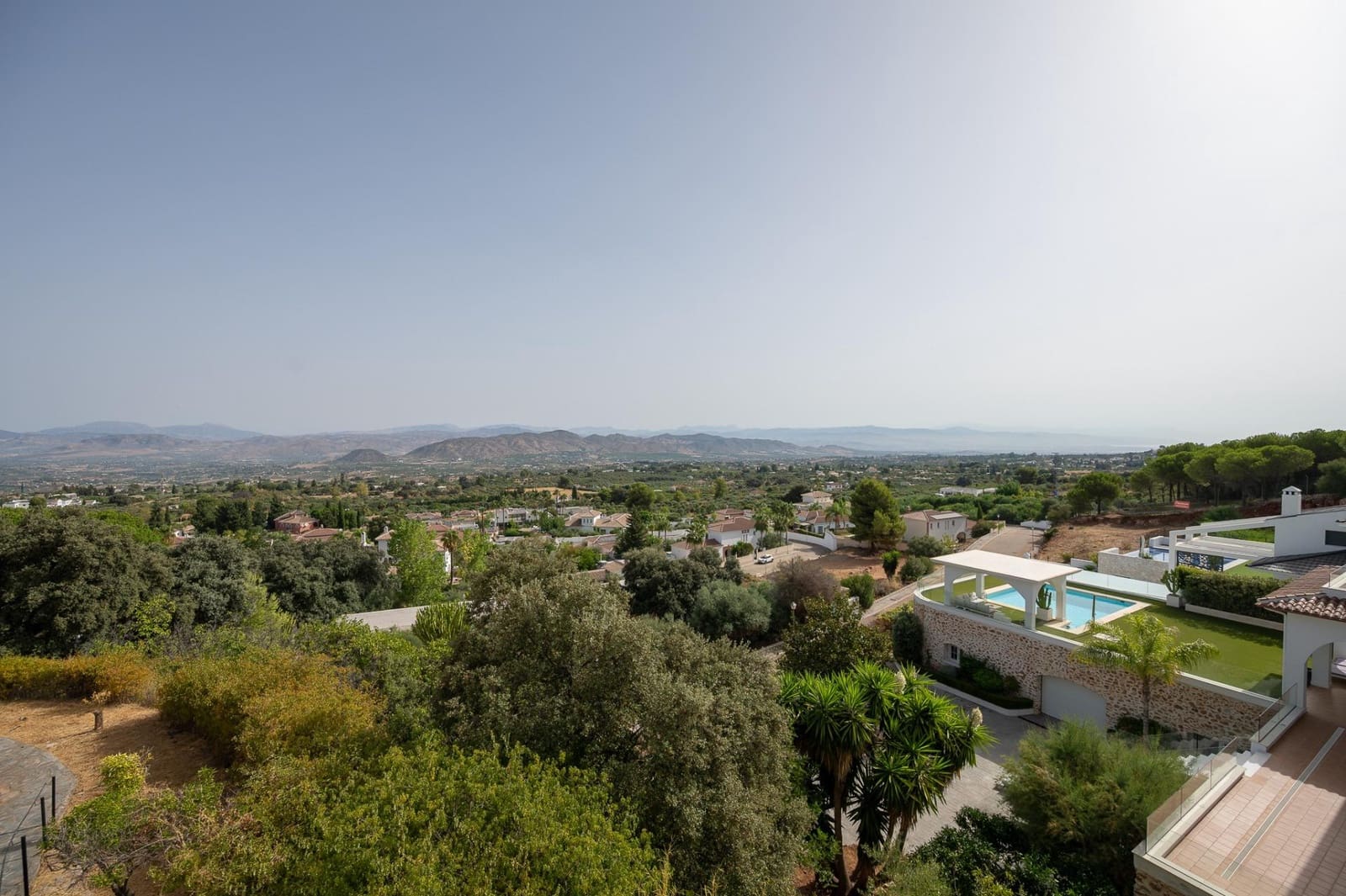 13 bedroom Villa for sale in Alhaurin el Grande with pool garage - € 2,850,000 (Ref: 9171413)