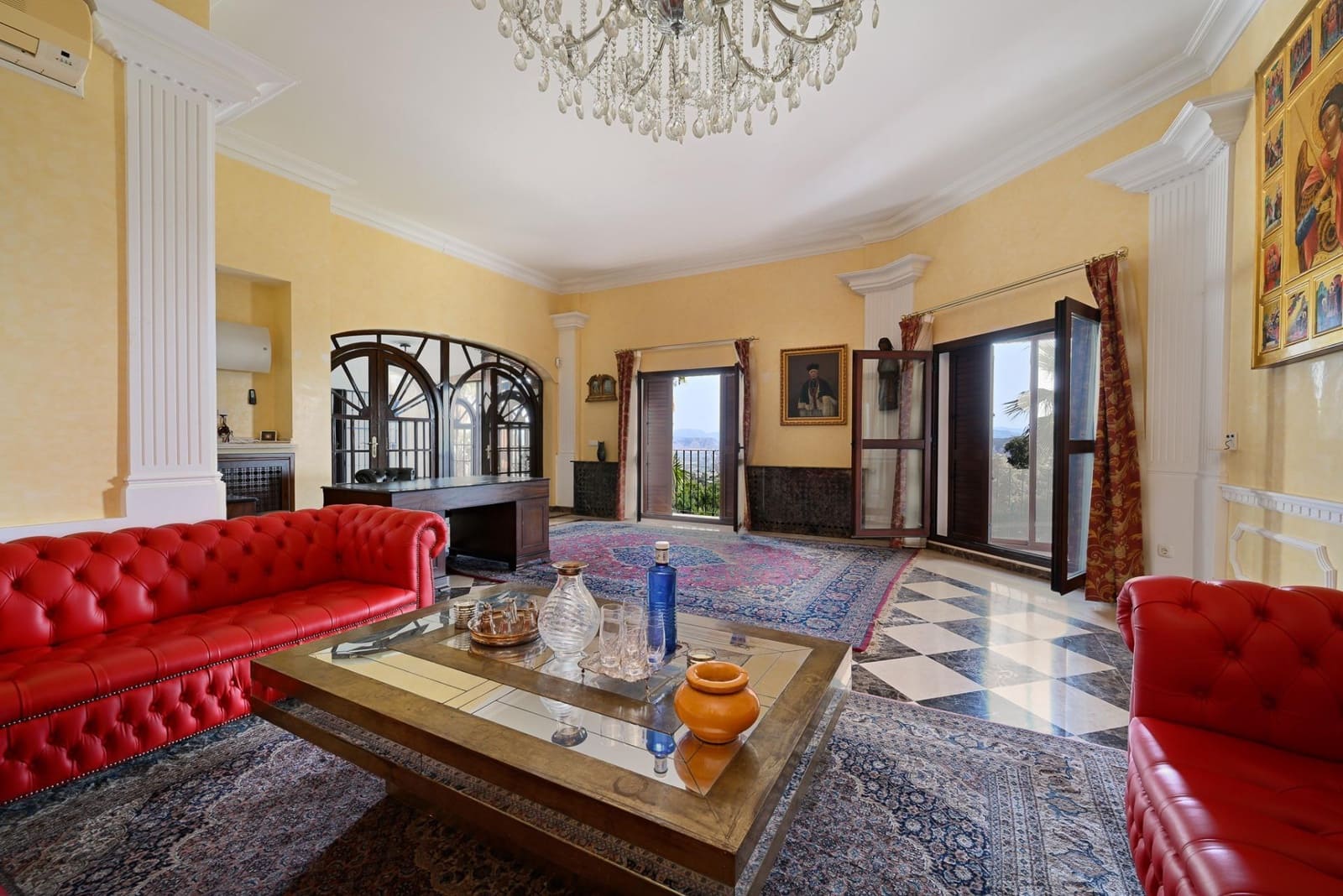 13 bedroom Villa for sale in Alhaurin el Grande with pool garage - € 2,850,000 (Ref: 9171413)