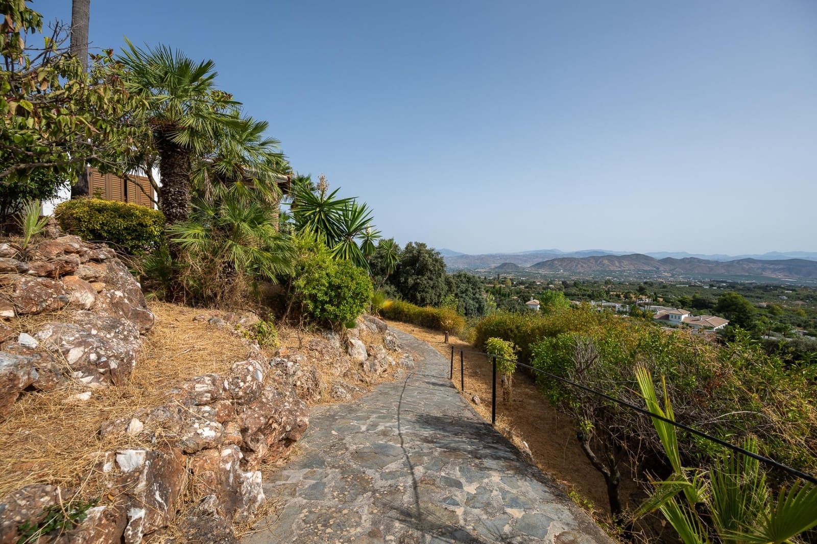 13 bedroom Villa for sale in Alhaurin el Grande with pool garage - € 2,850,000 (Ref: 9171413)