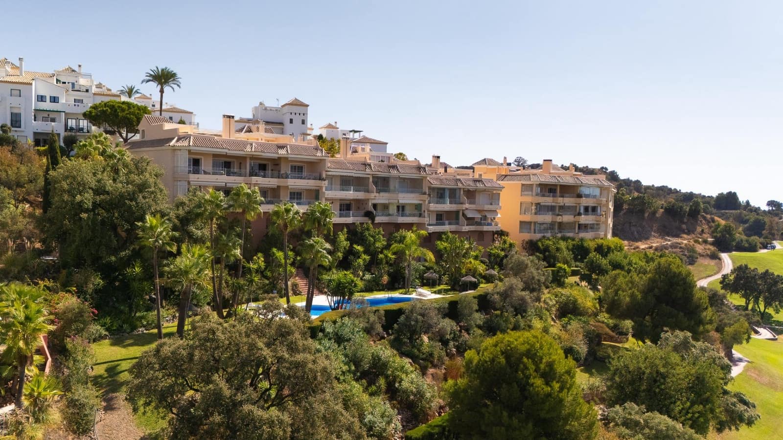 3 soveværelse Penthouse til salg i Alhaurin Golf med swimmingpool - € 530.000 (Ref: 9343218)