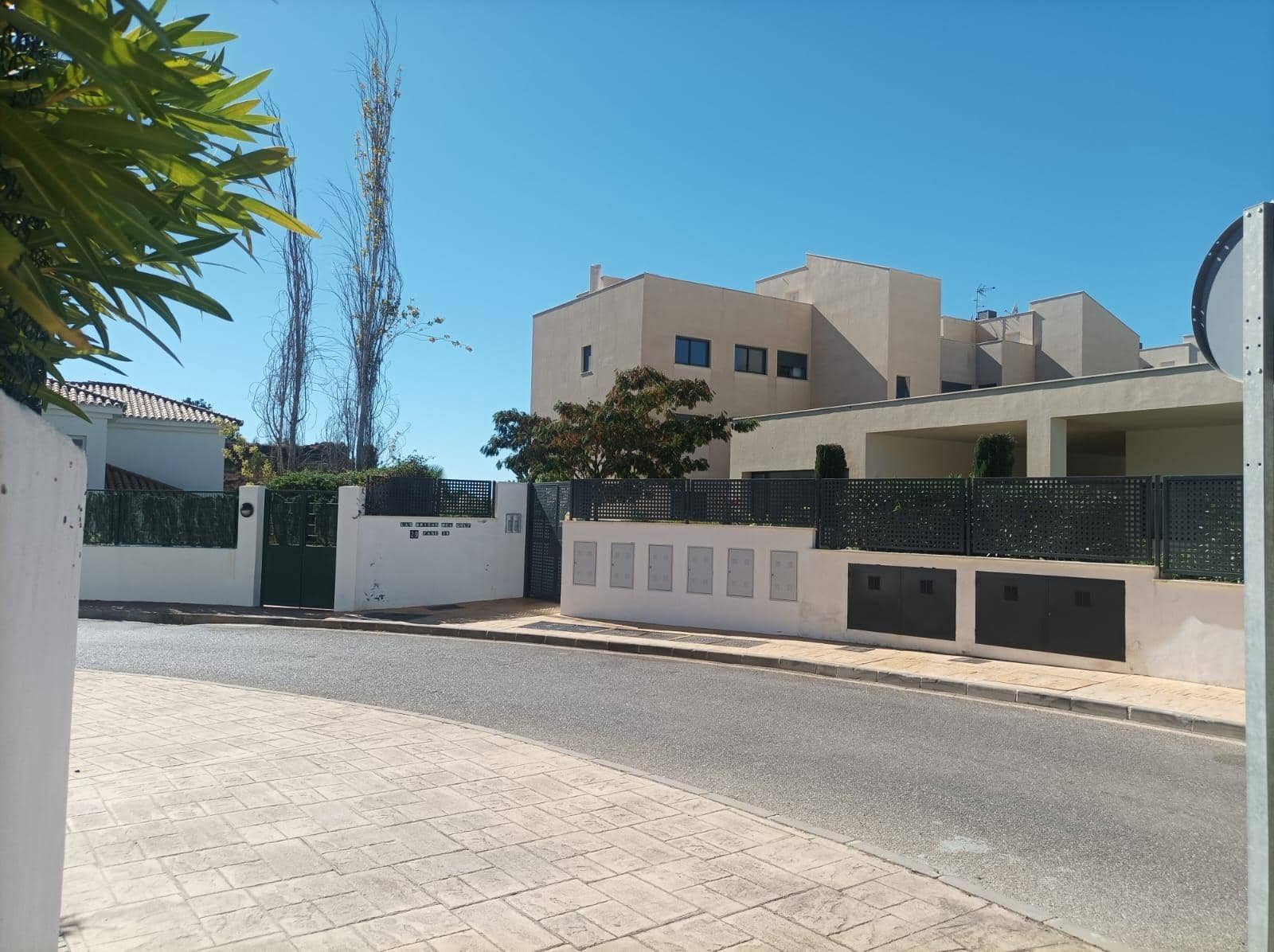 2 soverom Penthouse til salgs i Alhaurin Golf med svømmebasseng - € 340 000 (Ref: 9353623)