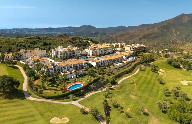 2 soverom Penthouse til salgs i Alhaurín Golf, Alhaurín el Grande med svømmebasseng - € 340 000 (Ref: 9353623)