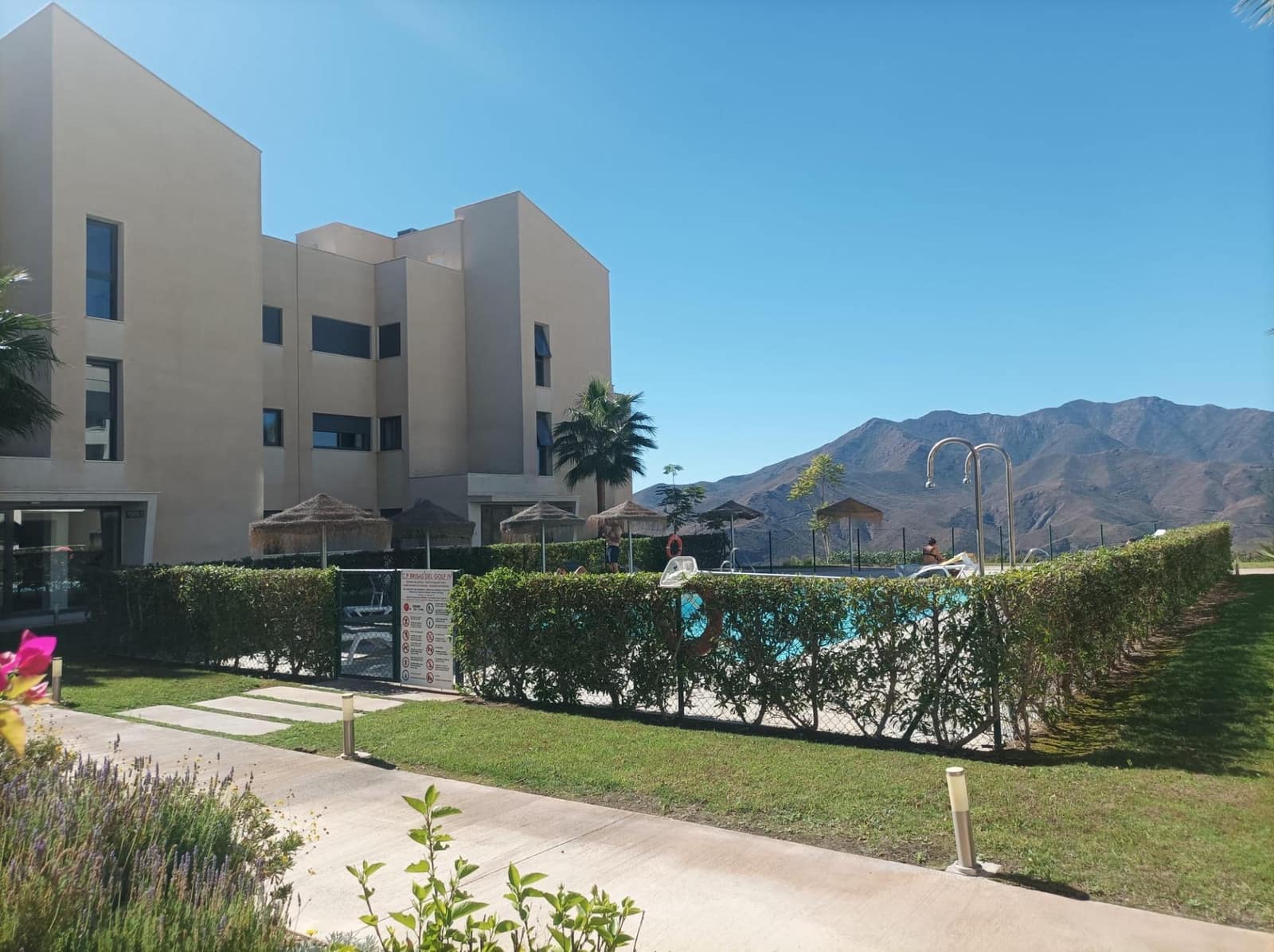 2 soverom Penthouse til salgs i Alhaurin Golf med svømmebasseng - € 340 000 (Ref: 9353623)