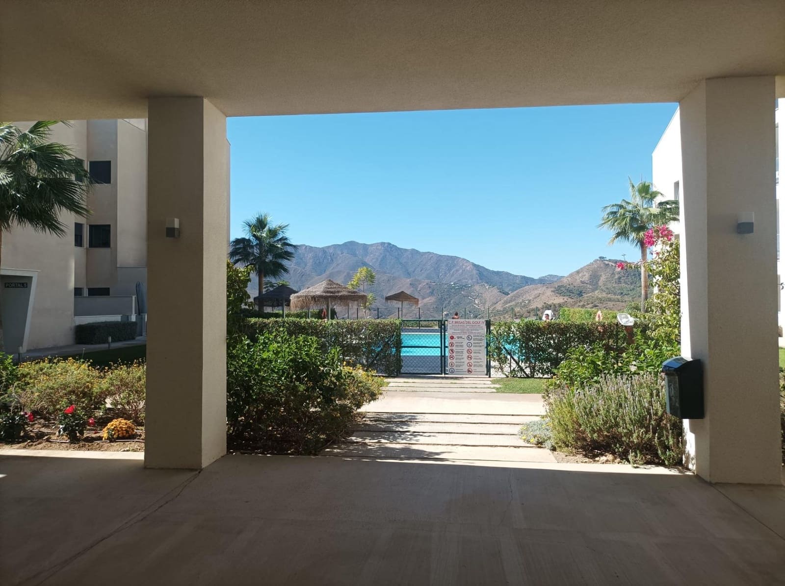 2 soverom Penthouse til salgs i Alhaurin Golf med svømmebasseng - € 340 000 (Ref: 9353623)