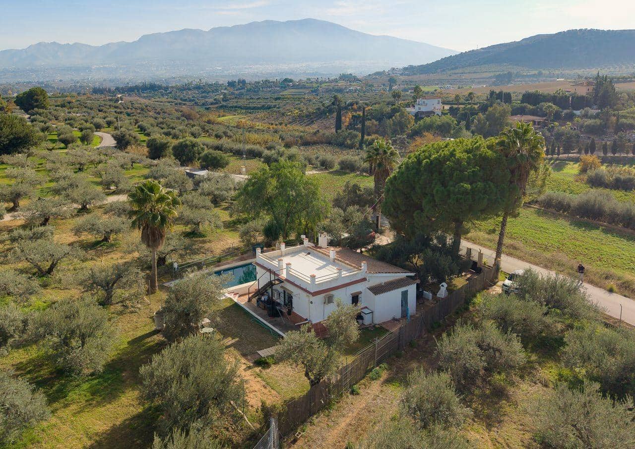 2 slaapkamer Finca/Landhuis te koop in Alhaurin el Grande met zwembad - € 275.000 (Ref: 9462090)