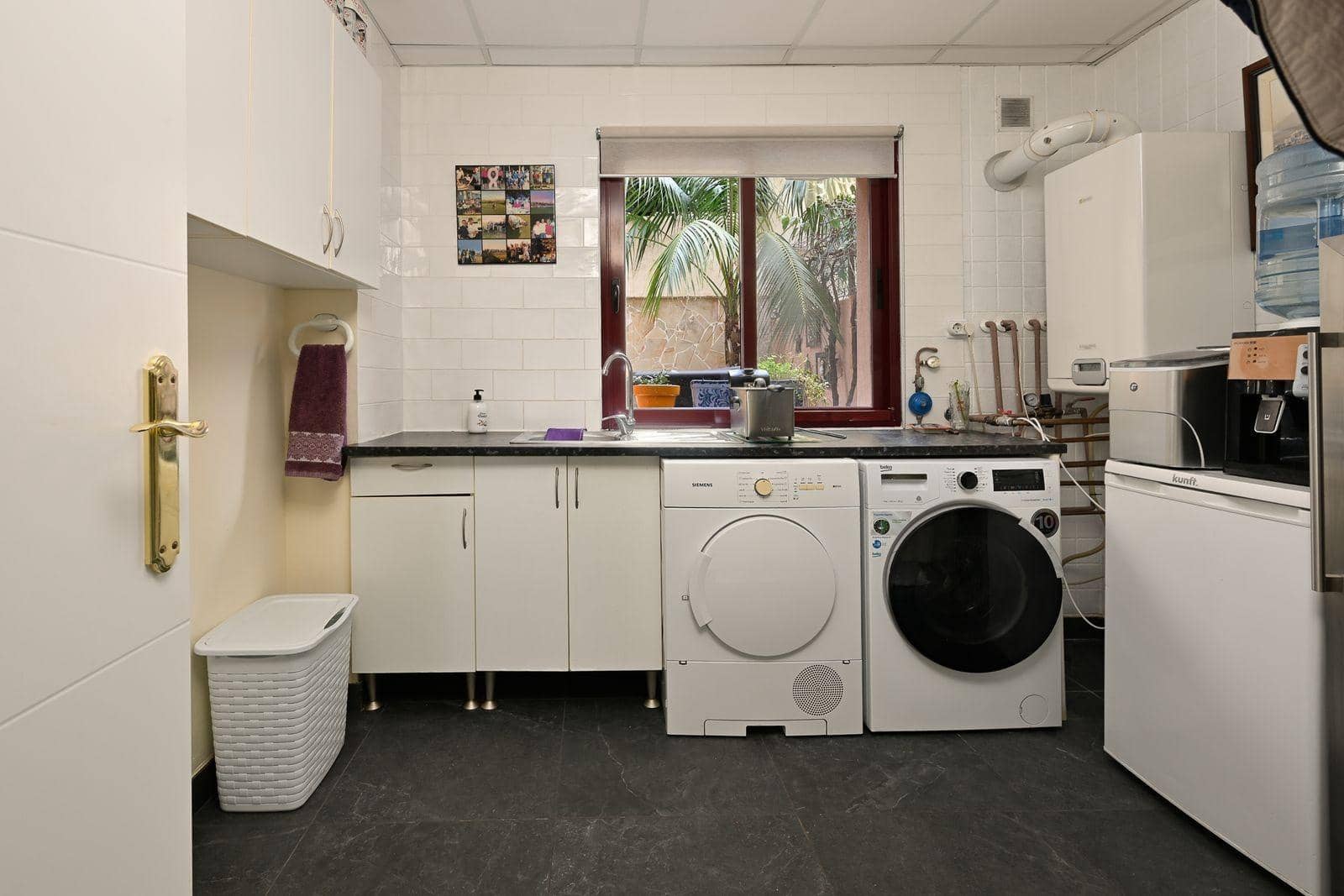 3 bedroom Townhouse for sale in Coin with pool - € 495,000 (Ref: 9591296)