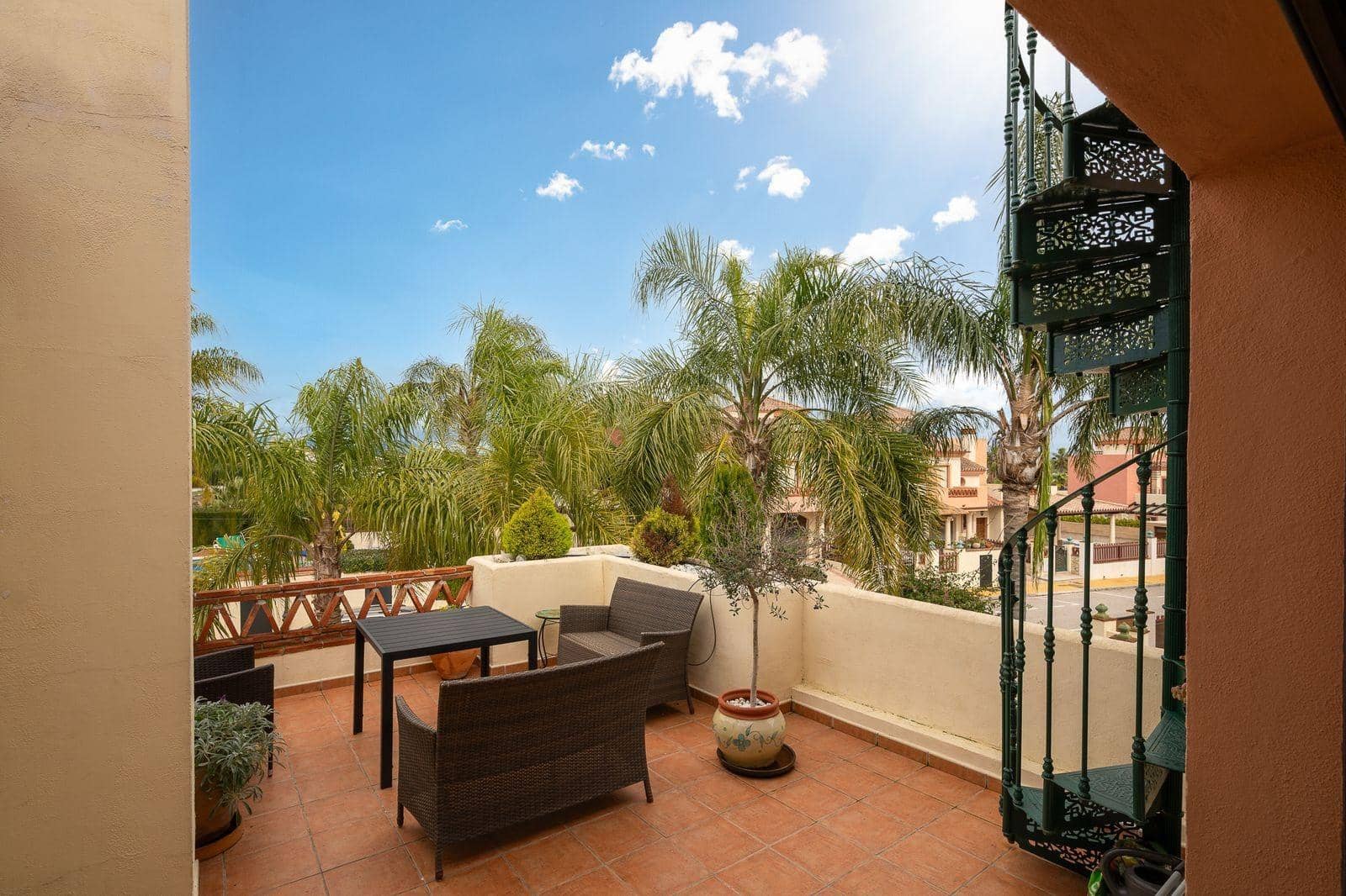 3 bedroom Townhouse for sale in Coin with pool - € 495,000 (Ref: 9591296)