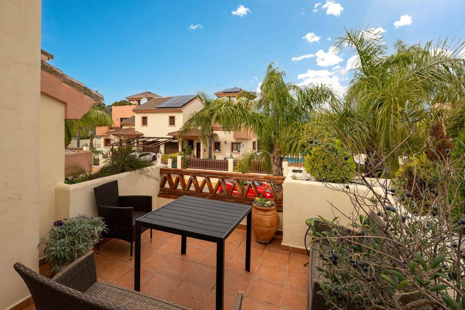 3 bedroom Townhouse for sale in Coin with pool - € 495,000 (Ref: 9591296)