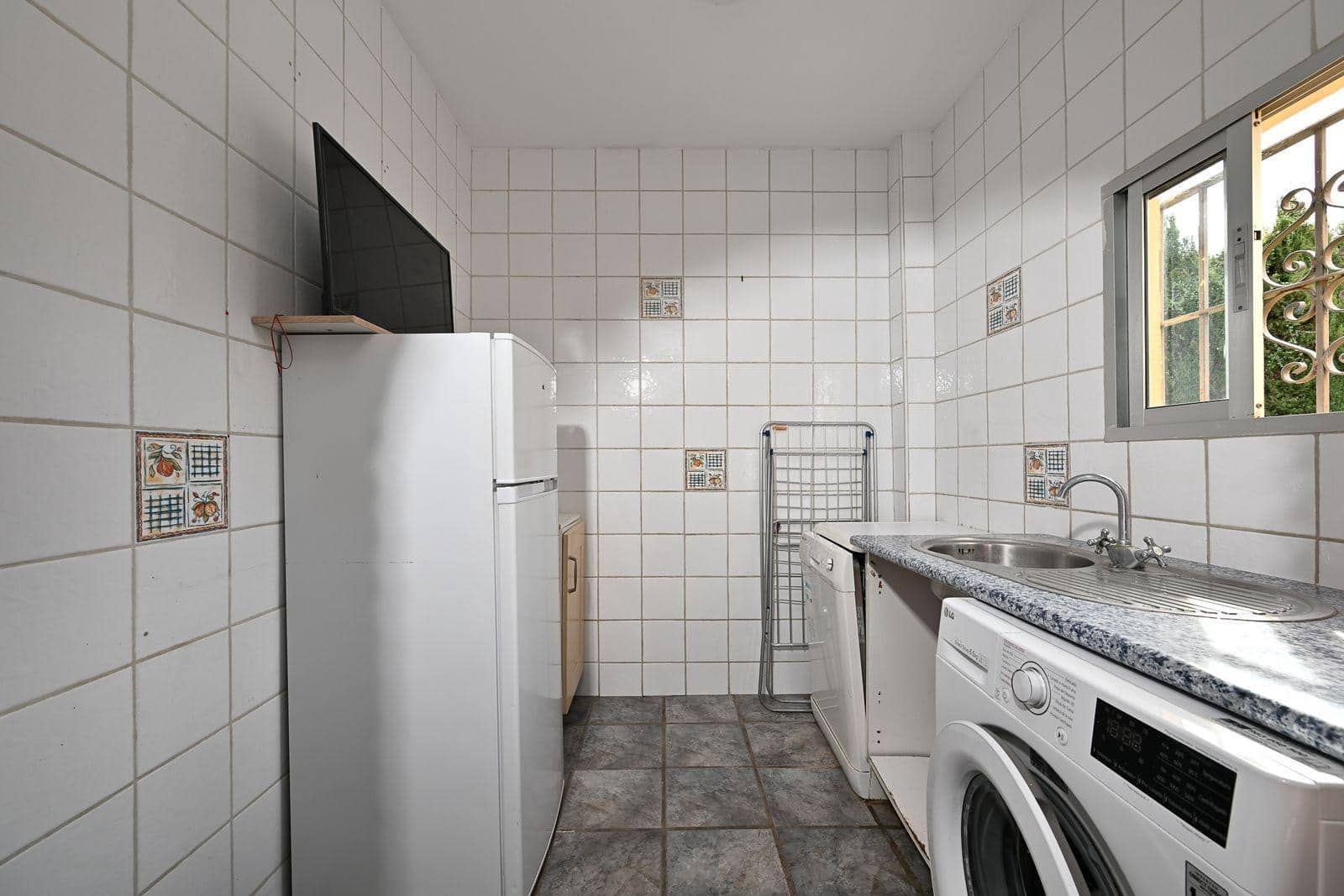 5 bedroom Finca/Country House for sale in Alhaurin el Grande with pool - € 550,000 (Ref: 9608079)