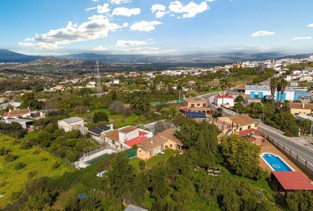 5 bedroom Finca/Country House for sale in Alhaurín el Grande with pool - € 550,000 (Ref: 9608079)