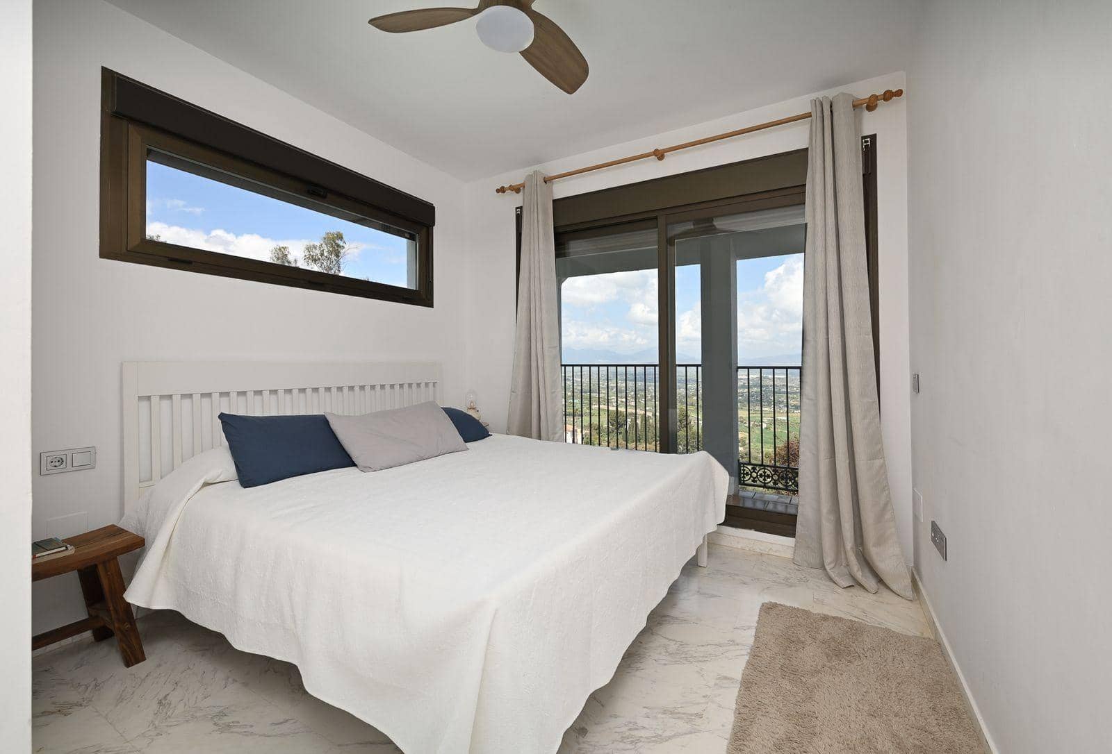 Pareado de 3 habitaciones en Alhaurín el Grande en venta con piscina - 449.500 € (Ref: 9738571)