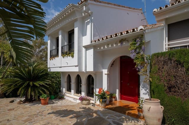 Pareado de 3 habitaciones en Alhaurín el Grande en venta con piscina - 449.500 € (Ref: 9738571)